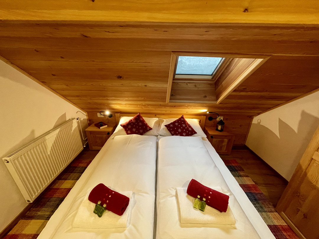 HOTEL ŠURC – SOBA 10 HOTEL ŠURC - SOBA 10