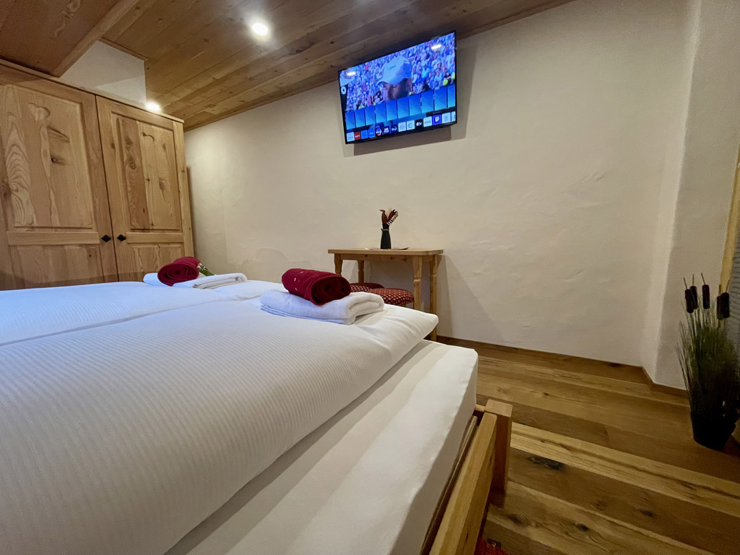 HOTEL ŠURC – SOBA 10 HOTEL ŠURC - SOBA 10