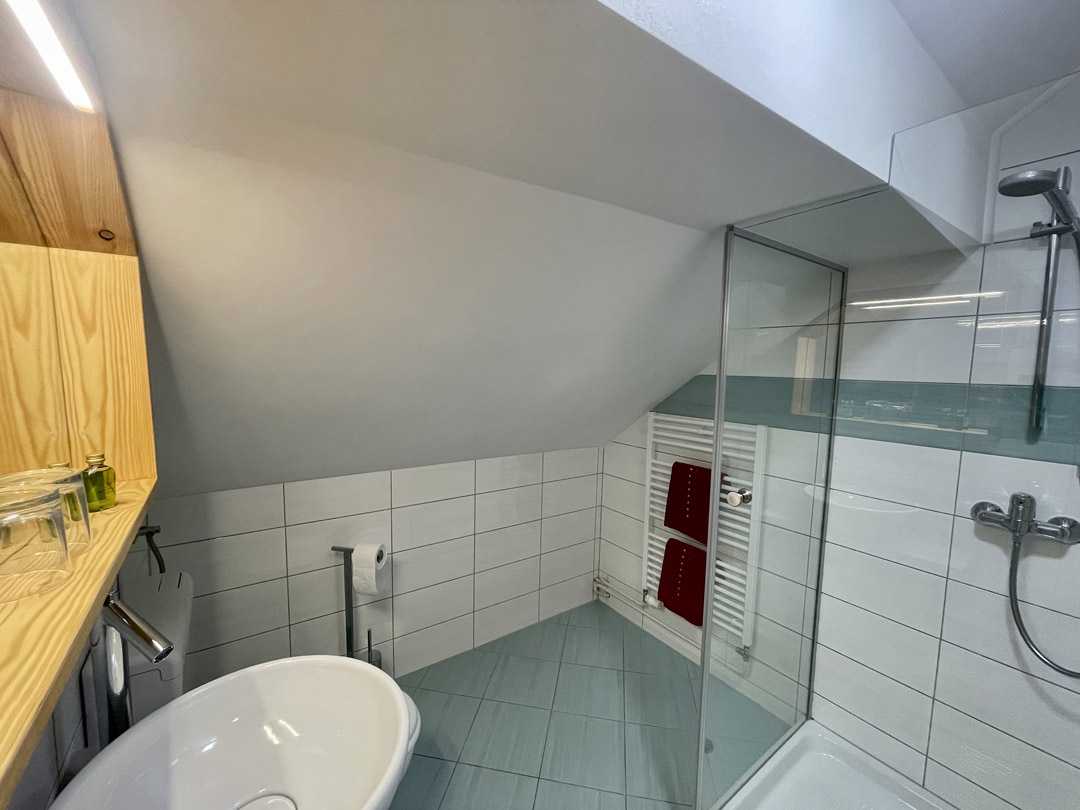 HOTEL ŠURC – SOBA 12 HOTEL ŠURC - SOBA 12