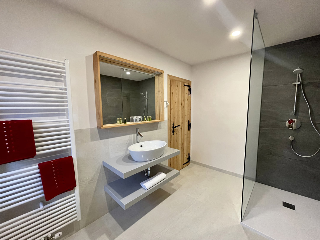 HOTEL ŠURC – SOBA 7 HOTEL ŠURC - SOBA 7