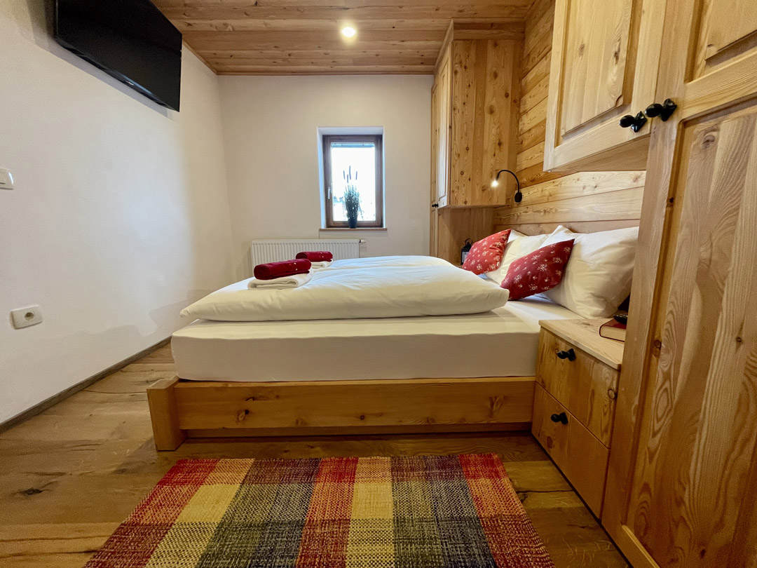 HOTEL ŠURC – SOBA 7 HOTEL ŠURC - SOBA 7