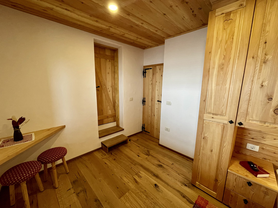 HOTEL ŠURC – SOBA 8 HOTEL ŠURC - SOBA 8