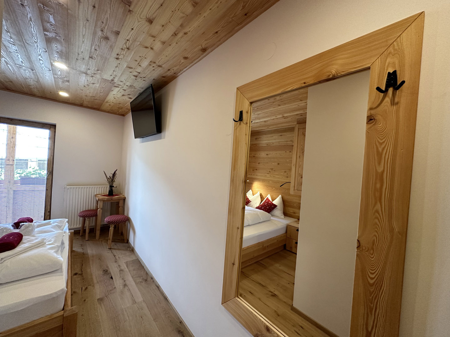 HOTEL ŠURC – SOBA 1