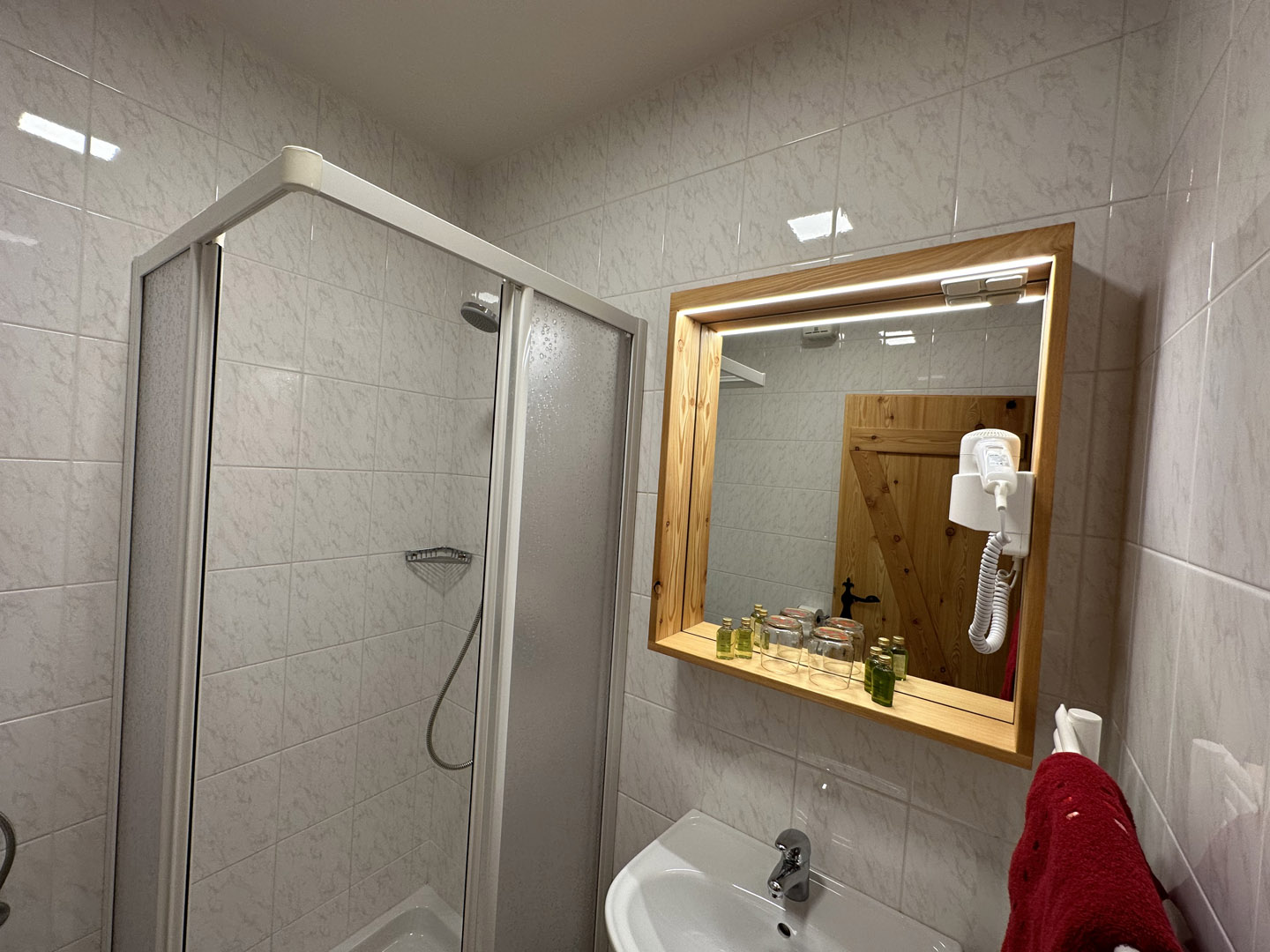 HOTEL ŠURC – SOBA 1