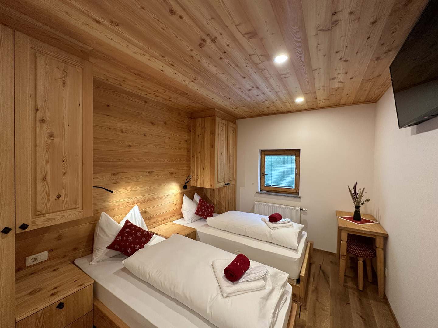 HOTEL ŠURC – SOBA 3