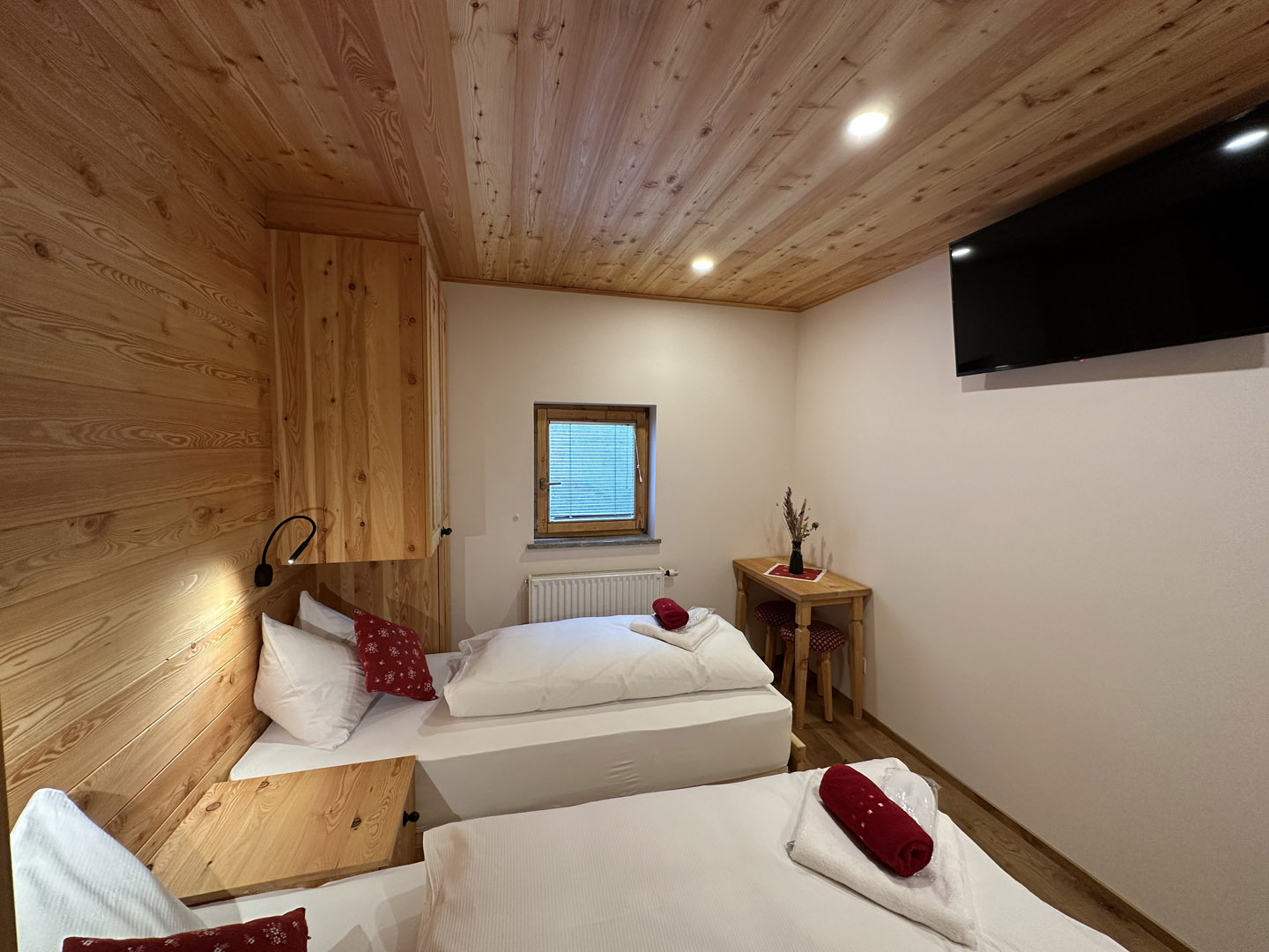 HOTEL ŠURC – SOBA 3