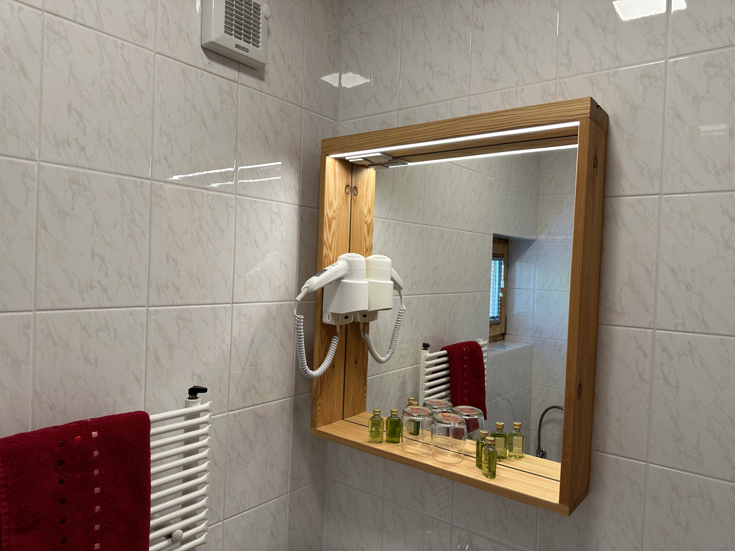 HOTEL ŠURC – SOBA 3