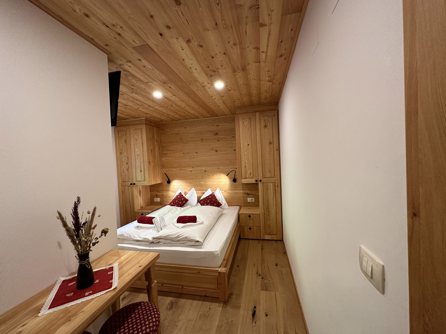 HOTEL ŠURC – SOBA 5