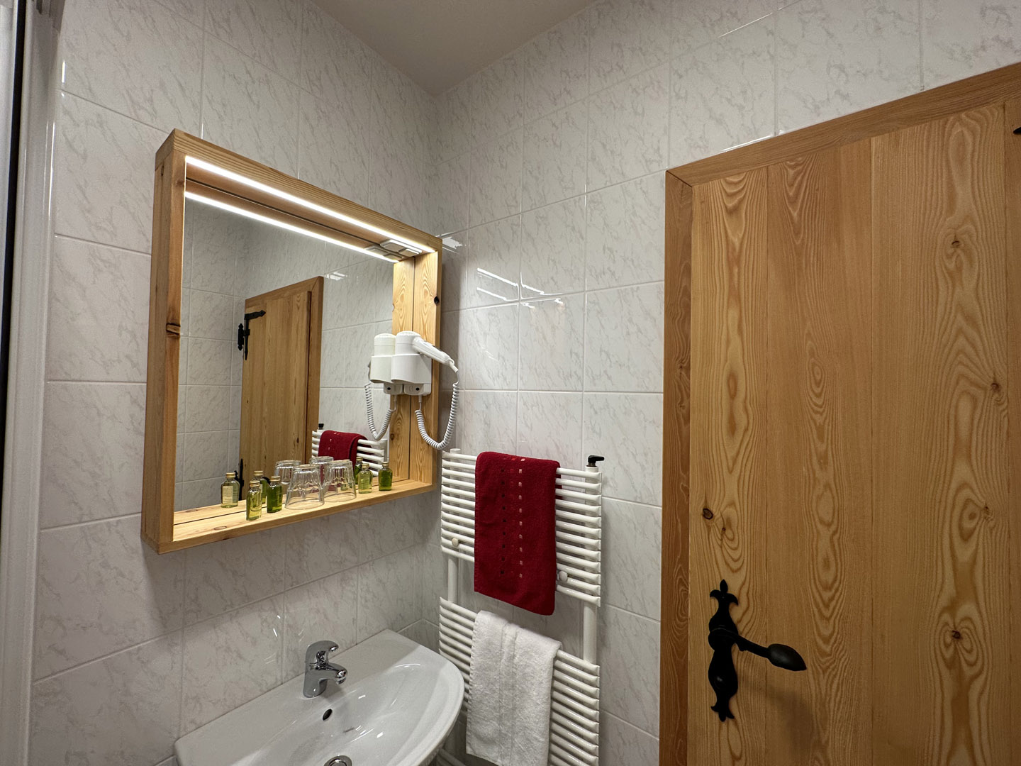 HOTEL ŠURC – SOBA 5