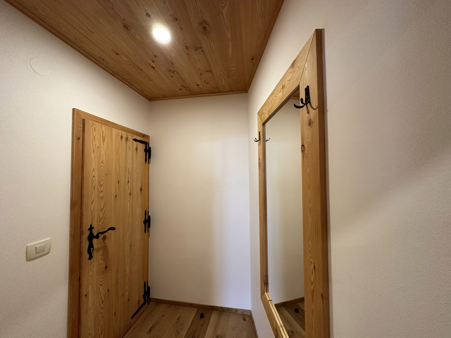 HOTEL ŠURC – SOBA 6 HOTEL ŠURC - SOBA 6