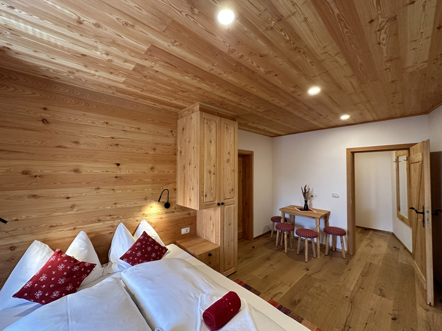 HOTEL ŠURC – SOBA 6 HOTEL ŠURC - SOBA 6