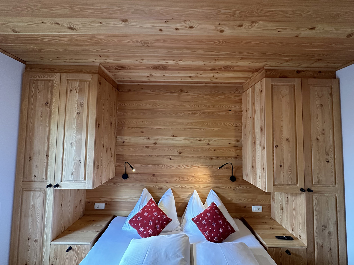 HOTEL ŠURC – SOBA 6 HOTEL ŠURC - SOBA 6